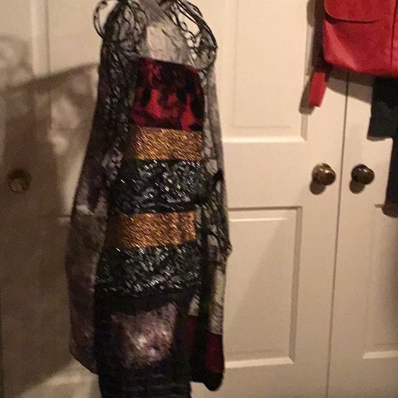 Vest - Picture 3 of 5